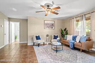 10069 N Blue Crossing Way, Tucson, AZ 85743 - Photo 7