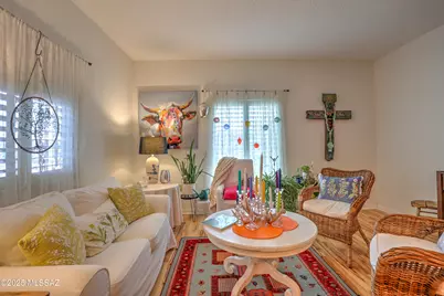 2824 S Calle Mancha, Green Valley, AZ 85622 - Photo 3