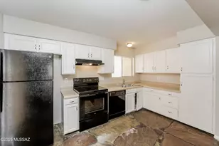 4259 W Stagestop Ct, Tucson, AZ 85741 - Photo 7