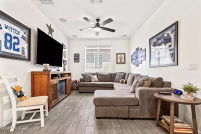 9785 E Copper Glance Trail, Tucson, AZ 85747 - Photo 5