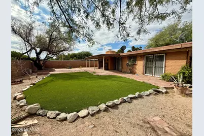 8645 E Bellevue Place, Tucson, AZ 85715 - Photo 19