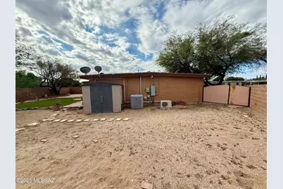 8645 E Bellevue Place, Tucson, AZ 85715 - Photo 21