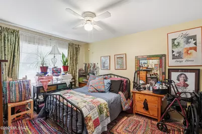 177 S Paseo Pena #B, Green Valley, AZ 85614 - Photo 11