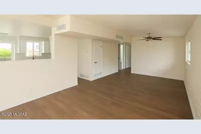 206 W Blacklidge Drive, Tucson, AZ 85705 - Photo 5