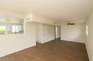 206 W Blacklidge Dr, Tucson, AZ 85705 - Photo 5