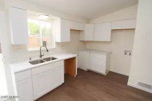 206 W Blacklidge Dr, Tucson, AZ 85705 - Photo 11