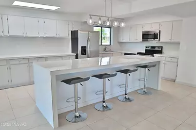 8262 E Camino Herradura, Tucson, AZ 85750 - Photo 3