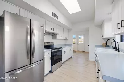 9343 E 30th Street, Tucson, AZ 85710 - Photo 11