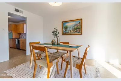 7426 E Montecito Drive, Tucson, AZ 85710 - Photo 11