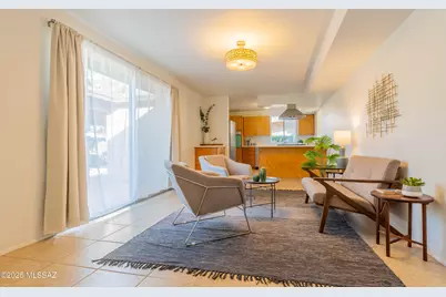 7426 E Montecito Drive, Tucson, AZ 85710 - Photo 9