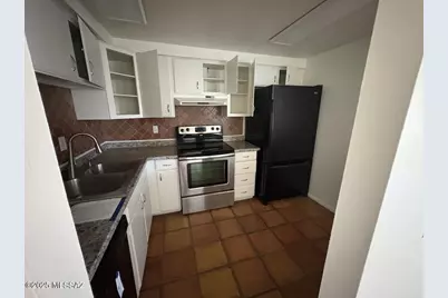 1246 S Camino Seco, Tucson, AZ 85710 - Photo 3