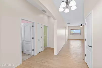 7491 S Woodbury Grove Drive, Tucson, AZ 85757 - Photo 13