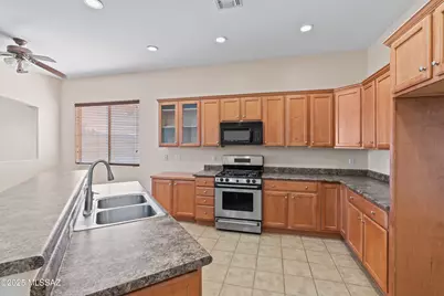 7491 S Woodbury Grove Drive, Tucson, AZ 85757 - Photo 5