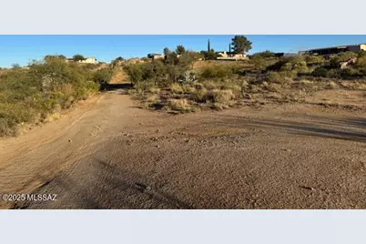 1900 Mark Circle #1, Oracle, AZ 85623 - Photo 3
