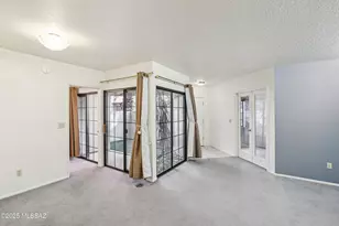 4285 N River Grove Cir, Tucson, AZ 85719 - Photo 9