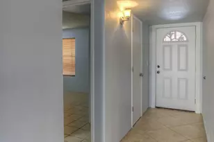 7857 E Colette St, Tucson, AZ 85710 - Photo 7