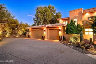 6882 E Desert Wind Ct, Tucson, AZ 85750 - Photo 9