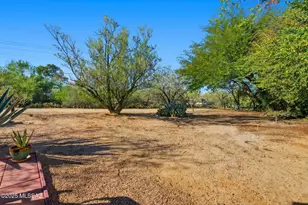 186 S Paseo Seco, Green Valley, AZ 85614 - Photo 27