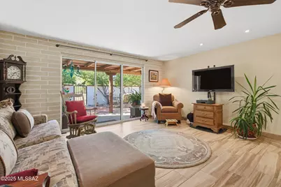 186 S Paseo Seco, Green Valley, AZ 85614 - Photo 13