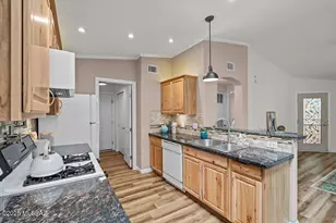 543 W Deerview Ct, Green Valley, AZ 85614 - Photo 9