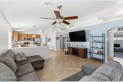 641 E Blue Rock Way, Vail, AZ 85641 - Photo 9