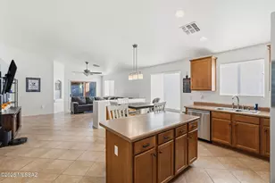 641 E Blue Rock Way, Vail, AZ 85641 - Photo 5