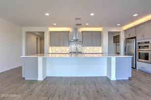 7771 W Buckeye Path, Marana, AZ 85658 - Photo 9