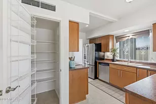 1710 S Kevin Dr, Tucson, AZ 85748 - Photo 17