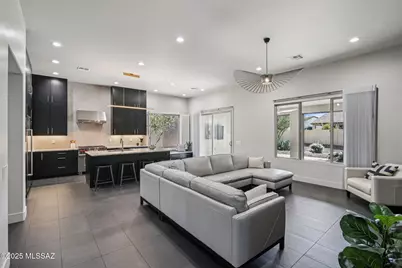 60047 E Arroyo Vista Drive, Oracle, AZ 85623 - Photo 7