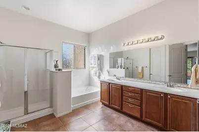 1367 S Madera Reserve Drive, Green Valley, AZ 85614 - Photo 17