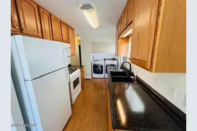 10674 N Everest Avenue, Oro Valley, AZ 85737 - Photo 9