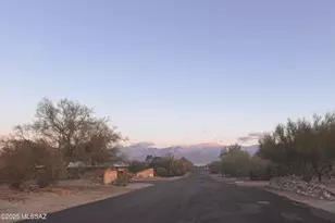 700 S Santa Ana Dr, Tucson, AZ 85710 - Photo 37