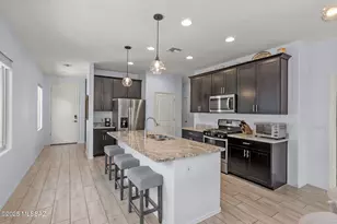 7064 E Calle Arco Iris, Tucson, AZ 85756 - Photo 3