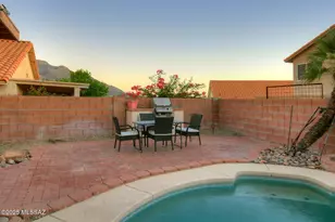 10527 N Camino Rosas Nuevas, Oro Valley, AZ 85737 - Photo 23