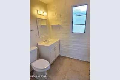 484 S La Canada Drive #B, Green Valley, AZ 85614 - Photo 9