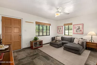 924 N Bryant Avenue, Tucson, AZ 85711 - Photo 9