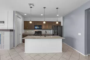 960 West Calle Zoca, Sahuarita, AZ 85629 - Photo 3