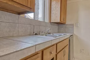 912 E 6th St, Tucson, AZ 85719 - Photo 11