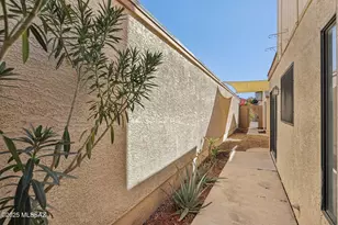 2462 N Palo Santo Dr, Tucson, AZ 85745 - Photo 33