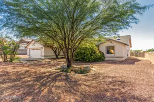 10010 E Domenic Ln, Tucson, AZ 85730 - Photo 3