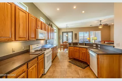 12899 N Eagle Mesa Place, Marana, AZ 85658 - Photo 9