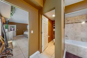 10155 E Prince Rd, Tucson, AZ 85749 - Photo 13