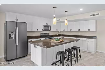 6965 N Magic Lane, Tucson, AZ 85704 - Photo 9