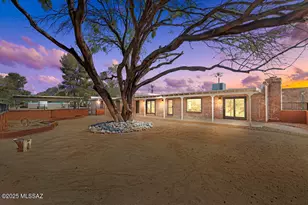 6965 N Magic Ln, Tucson, AZ 85704 - Photo 35