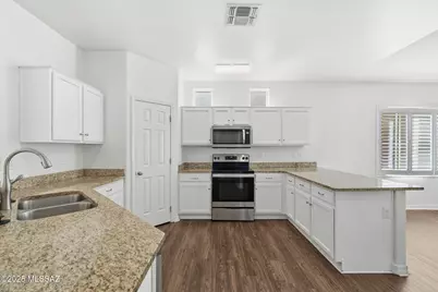 115 W Camino Rancho Vecino, Sahuarita, AZ 85629 - Photo 13