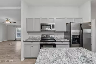 9740 N Running Back Way, Marana, AZ 85653 - Photo 11