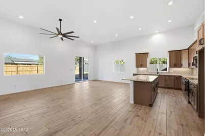 4739 E 4th Street, Tucson, AZ 85711 - Photo 7