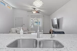 997 W Paria Ln, Tucson, AZ 85704 - Photo 13