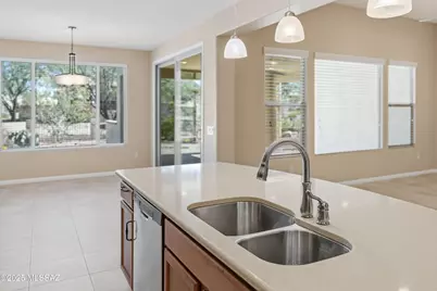 2259 E Madera Plateau Drive, Green Valley, AZ 85614 - Photo 17