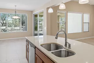 2259 E Madera Plateau Dr, Green Valley, AZ 85614 - Photo 17